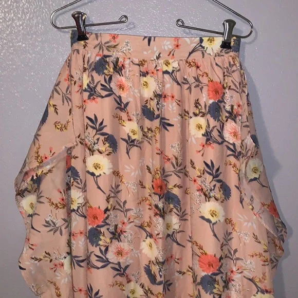 Riche Glamour pink floral ruffle side wings skirt - Picture 2 of 7